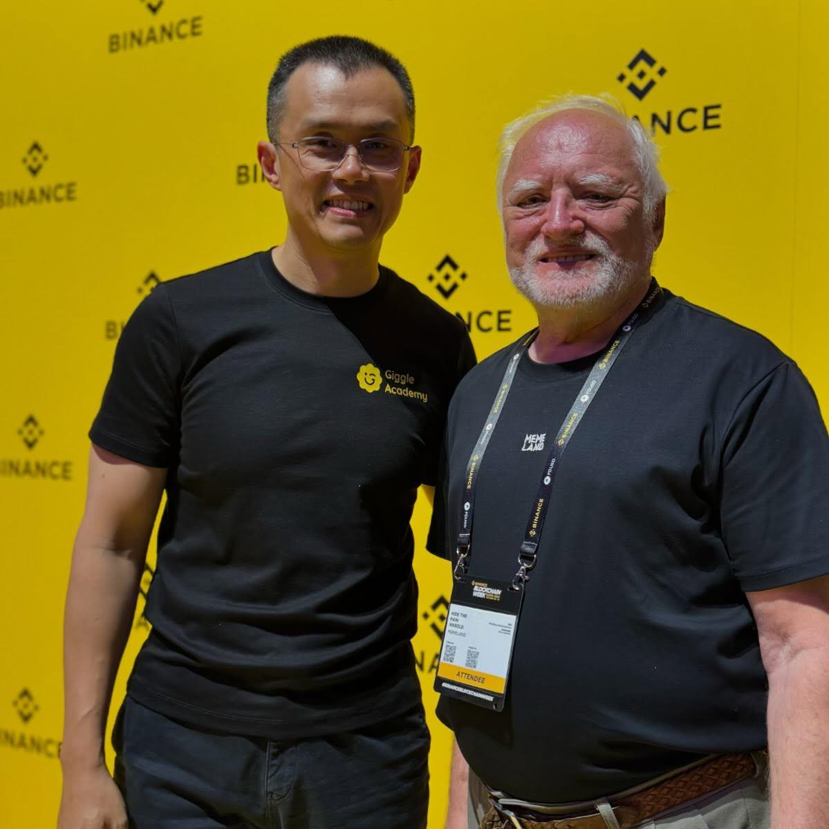 Hide the Pain Harold once took a photo with CZ at the Blockchain Week Dubai